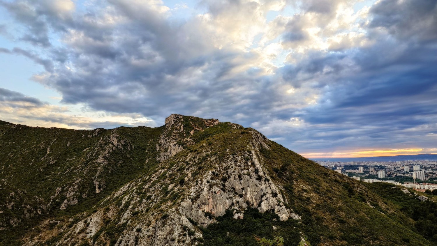 KHÓA TU NGÀY AN LẠC CHÙA TRÚC LÂM MARSEILLE 16/06/2024